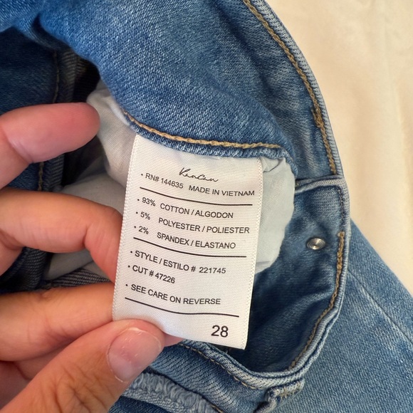 KanCan Frayed Hem Blue Jeans - Picture 6 of 7